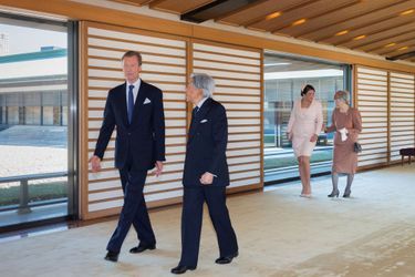 La princesse Alexandra et le grand-duc Henri de Luxembourg avec l'empereur du Japon Akihito et l'impératrice Michiko à Tokyo, le 27 novembre 2017