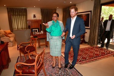 Le prince Harry avec Graca Machel à Johannesburg, le 3 décembre 2015