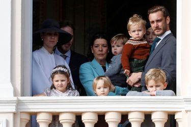 La princesse Caroline de Hanovre avec cinq de ses petits-enfants à Monaco, le 19 novembre 2019