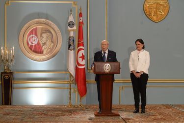 Le Président Beji Caid Essebsi avec sa ministre de la culture Latifa Lakhdar au Palais de Carthage.  