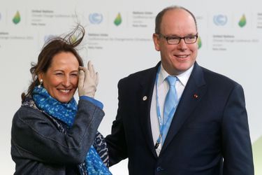 Le prince Albert II de Monaco avec Ségolène Royal à la COP21 à Paris, le 30 novembre 2015