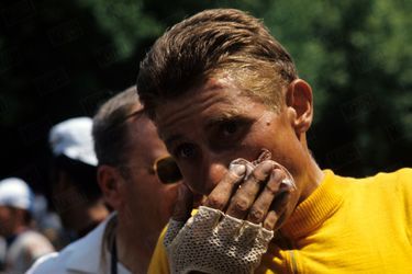 Jacques Anquetil, maillot jaune du Tour de France 1964.