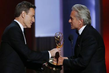 Michael Douglas a été récompensé du prix du meilleur acteur dans un téléfilm pour «Ma vie avec Liberace», le biopic du pianiste américain réalisé par Steven Soderbergh, diffusé aux Etats-Unis par HBO. 