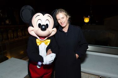 Mickey, Karin Viard