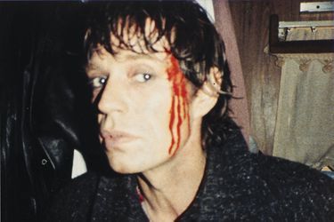 Faut que ça saigne ! Mick, sur le tournage du clip de « Too Much Blood », en 1983, au Mexique.