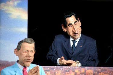 La marionnette de PPDA avec celle de Nicolas Sarkozy