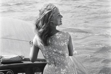 Jeanne Moreau à Venise en 1958, pour la Mostra. Elle reçoit un prix d’interprétation pour « Les amants » de Louis Malle.