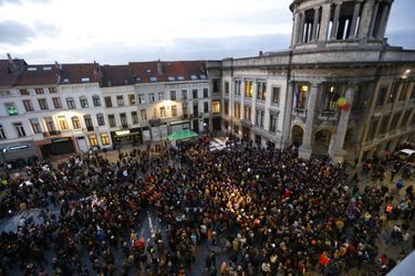 Molenbeek pleure les morts de Paris - Au banc des accusés