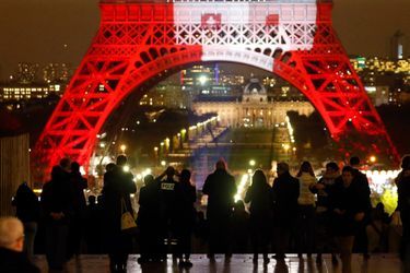 La Tour Eiffel symbole de la France forte et unie