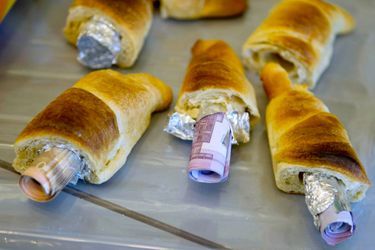 A Berlin, on expose l'argent dans les croissants (mars 2012)