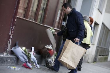 A Paris, après les attaques, le recueillement