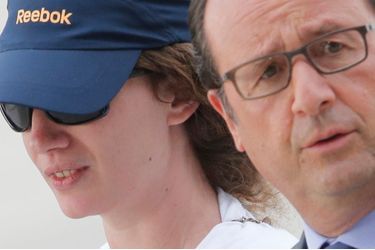 François Hollande et Isabelle Prime à la base aérienne de Villacoublay, le 7 août.