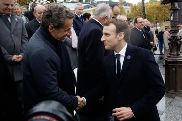 Emmanuel Macron et Nicolas Sarkozy le 11 novembre 2017 à Paris