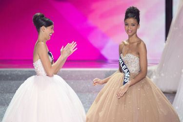 Flora Coquerel lors de l'élection de Miss France 2014 à Dijon le 7 décembre 2013