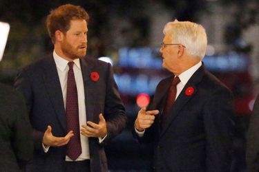 Le prince Harry à la Maison du Canada avec Gordon Campbell à Londres, le 11 novembre 2015