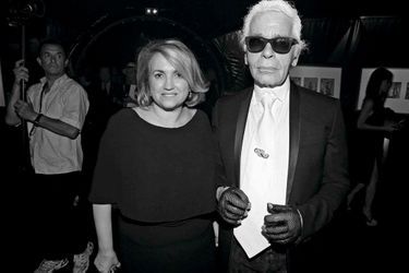 Silvia Venturini Fendi et son ami Karl Lagerfeld, directeurs artistiques de Fendi 