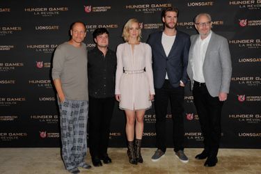 Woody Harrelson, Josh Hutcherson, Jennifer Lawrence, Liam Hemsworth et Francis Lawrence