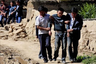 La Chine effondrée après des séismes meurtriers