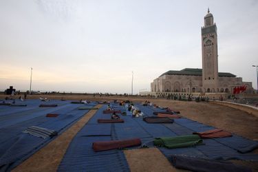 La mosquée Hassan II de Casablanca, où une bousculade a fait 81 blessés, photographiée lundi avant le mouvement de foule. 