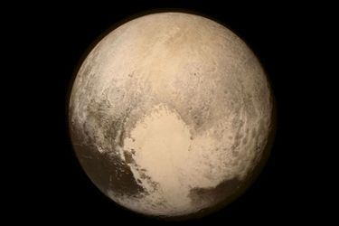 La planète Pluton photographiée par la sonde New Horizons.