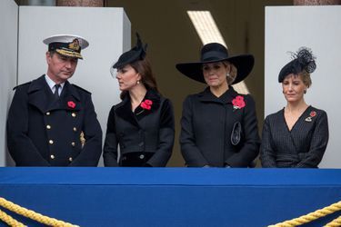 Timothy Laurence, la duchesse Kate, la reine Maxima des Pays-Bas et Sophie de Wessex à Londres, le 8 novembre 2015