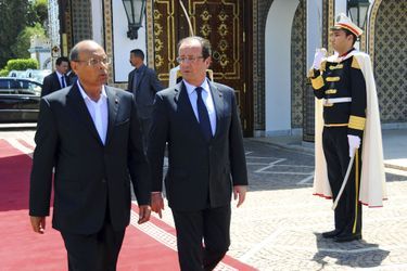 François Hollande affiche son soutien à la Tunisie 