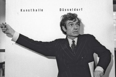 Marcel Broodthaers, en 1968.