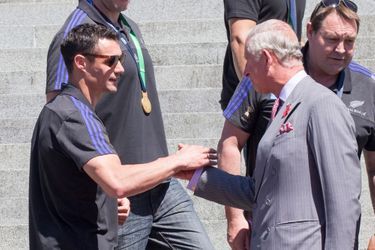Le prince Charles avec les All Blacks à Wellington, le 5 novembre 2015
