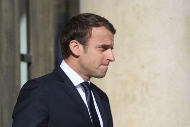 Emmanuel Macron devant l'Elysée, le 14 juin 2017 à Paris.