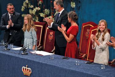 La princesse Leonor d&#039;Espagne avec le roi Felipe VI, la reine Letizia et la princesse Sofia à Oviedo, le 18 octobre 2019
