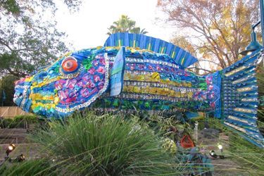 L'intriguant aquarium des animaux recyclés  - Des sculptures 100% déchet