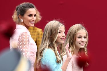 La reine Letizia d&#039;Espagne avec les princesses Sofia et Leonor à Madrid, le 12 octobre 2019