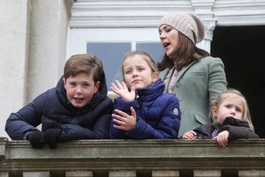 La princesse Mary de Danemark avec Christian, Isabella et Joséphine à Dyrehaven, le 1er novembre 2015