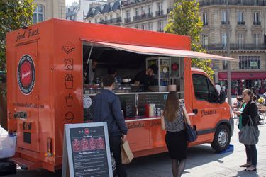Le Cheesers Food Truck, qui sert des sandwiches américains au fromage : les «grilled cheese».