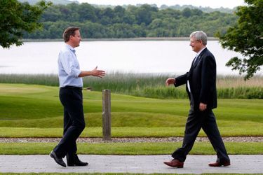 Cameron et le Premier ministre canadien Stephen Harper 