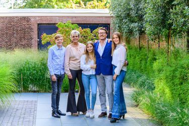 Le prince Constantijn des Pays-Bas, sa femme la princesse Laurentien et leurs enfants, en septembre 2019