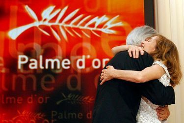 Présidente du jury en 2009, Isabelle Huppert avait décerné la Palme d'or à Michael Haneke pour "Le Ruban blanc".