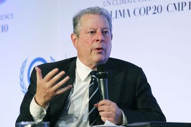 Al Gore facture entre 150.000 et 200.000 euros par conférence