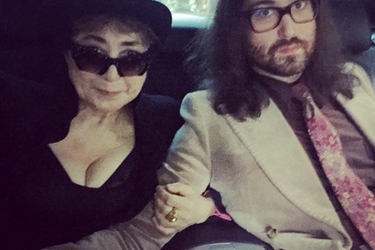 Yoko Ono et son fils Sean Lennon