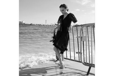 Natalie Portman sur la plage de l&#039;hôtel Majestic, à Cannes. 