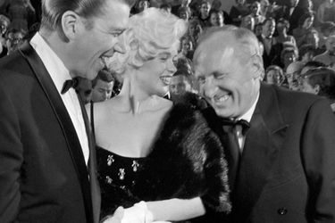 Bourvil aux côtés de Jayne Mansfield et Mickey Hargitay, à Cannes en mai 1958