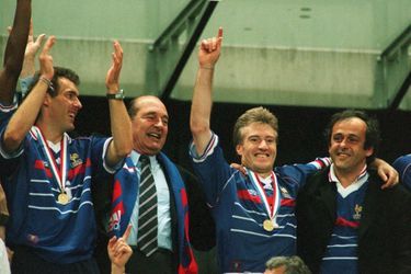 Jacques Chirac lors de la victoire de la France face au Brésil le 12 juillet 1998, en finale de la Coupe du monde au Stade de France.