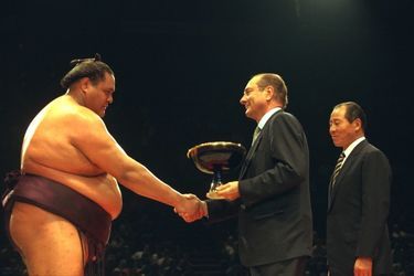 Lors du tournoi de Sumo à Paris, en 1995.