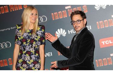 Dimanche soir se tenait au Grand Rex de Paris la première d’«Iron Man», la nouvelle œuvre de Marvel adaptée à l’écran par Gwyneth Paltrow et Robert Downey. Le film sortira dans les salles obscures le 24 avril.