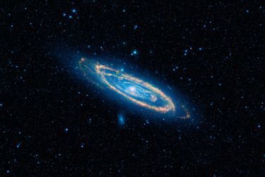 La galaxie Andromède capturée par l&#039;infrarouge.