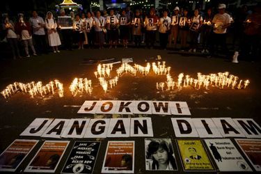 La mobilisation pour sauver les condamnés s&#039;intensifie, mais les les autorités indonésiennes restent inflexibles.
