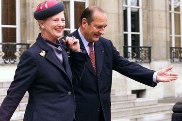 Jacques Chirac et et la reine Margrethe II du Danemark à l&#039;Elysée en octobre 1999.