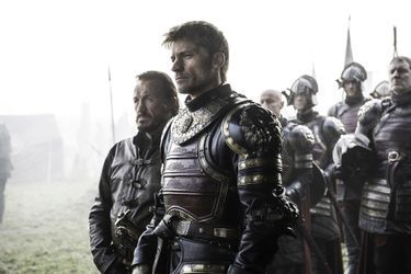 Nikolaj Coster-Waldau dans l'armure de Jaime Lannister. 