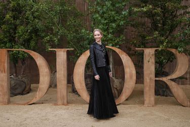 Jennifer Lawrence à la présentation des collections femme printemps-été 2020 de la maison Dior à Paris le 24 septembre 2019