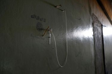 Dans les sous-sols du stade de Raqqa, transformé en bunker par les jihadistes du groupe terroriste Etat islamique, le 18 octobre 2017.
